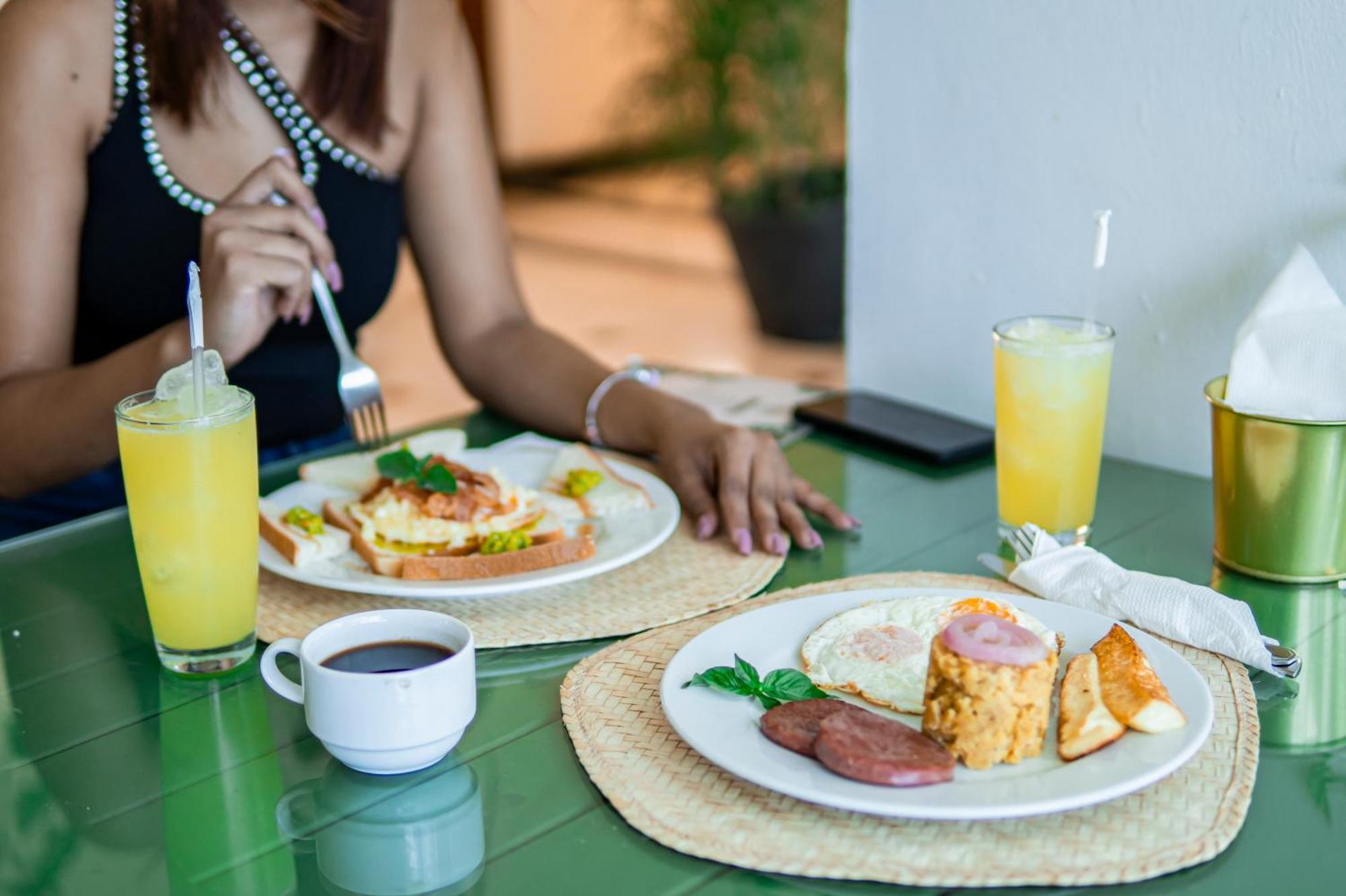 Green Coast Hotel Punta Cana Bagian luar foto