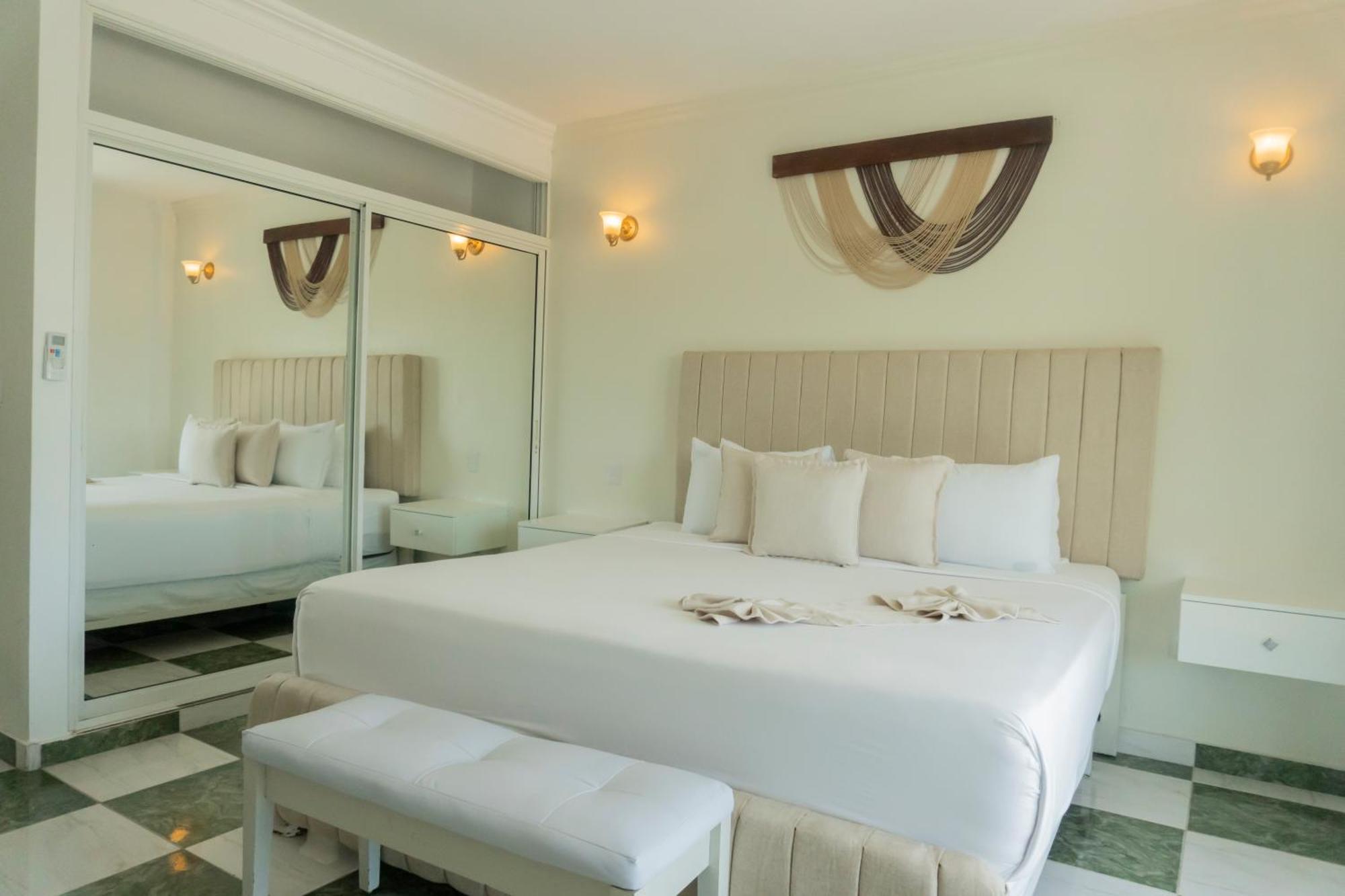 Green Coast Hotel Punta Cana Bagian luar foto